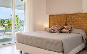 Arancia Elegant Rooms And Suites