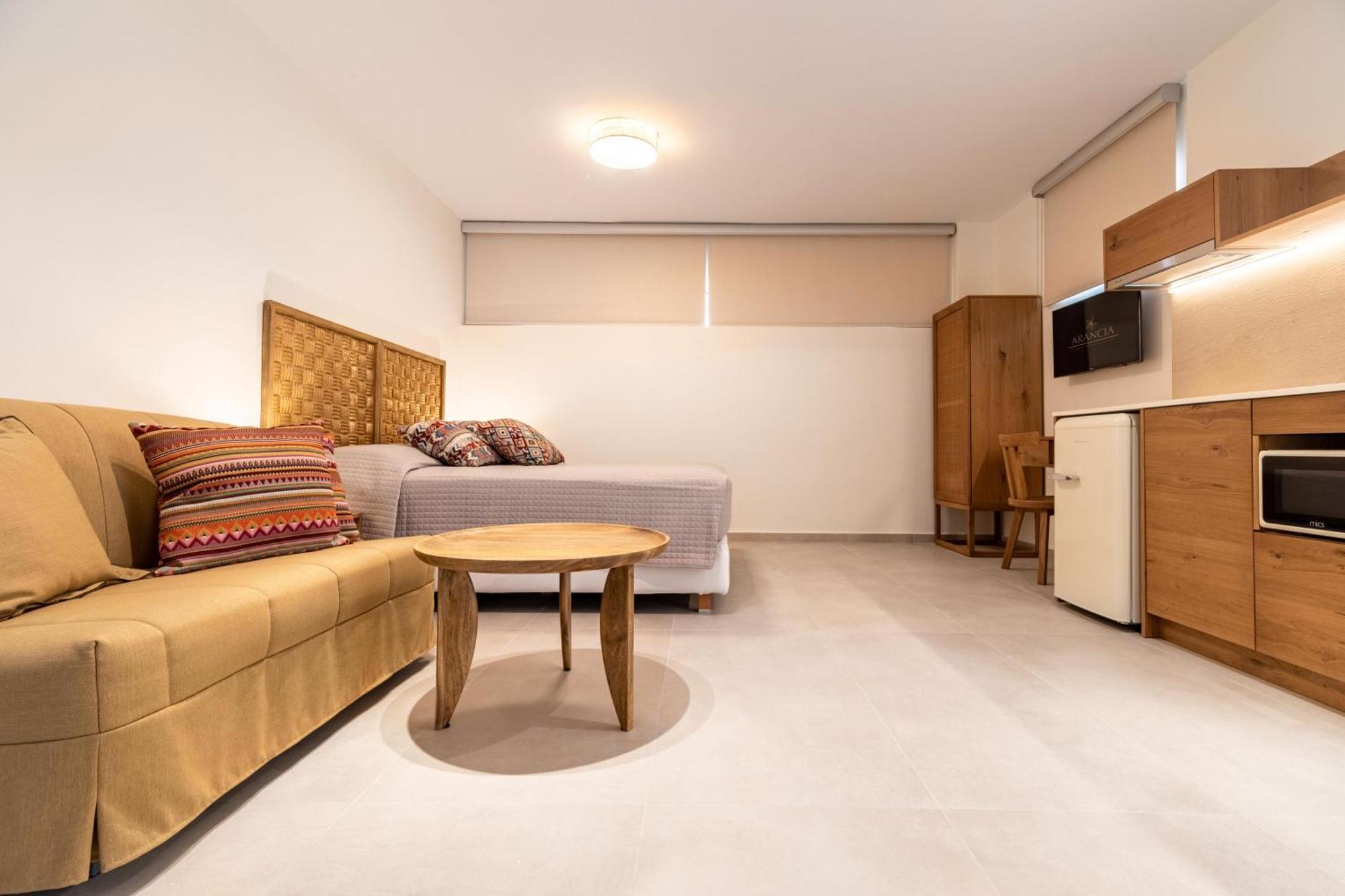 Arancia Elegant Rooms And Suites Τολό Εξωτερικό φωτογραφία